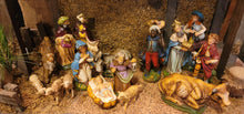 Load image into Gallery viewer, Vintage nativity set -made in Italy including stable *Exellent condition*
